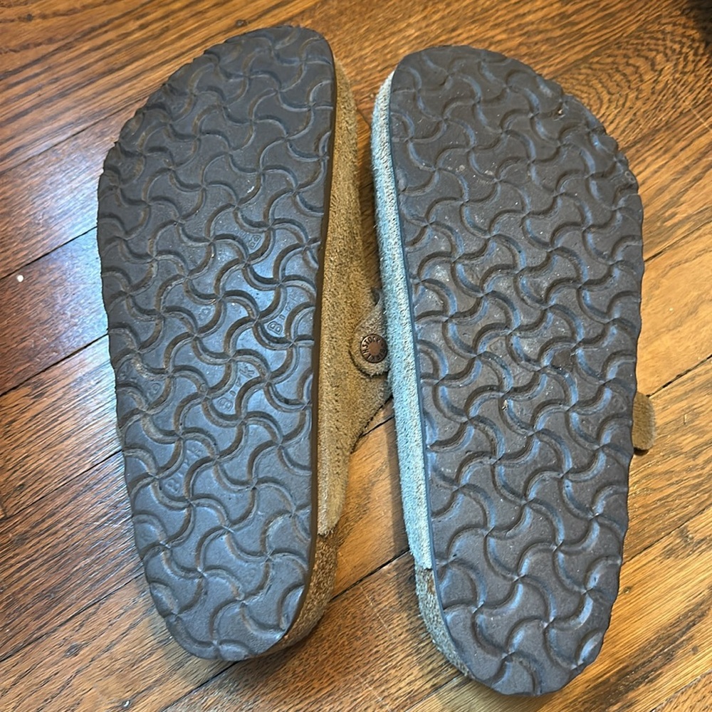 Birkenstock Boston Taupe Suede Soft Footbed - Picture 6 of 9